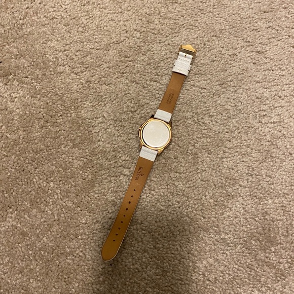 Bulova Classic - White